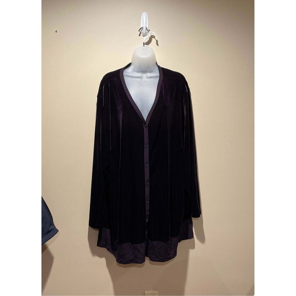 26 Venezia Velvet Cardigan‎